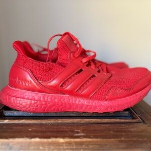 adidas Women’s Solid Red Ultraboost - Size 8